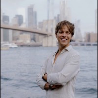 Airdrops.io Employee Davide Pujatti's profile photo