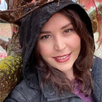 Victoria Ernst Email