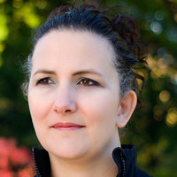 Julia Coates Email & Phone Number
