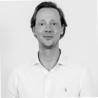 Maximilian Junger Email