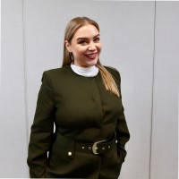 Viktoria Wolska Email
