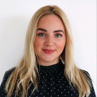 Zsofia Molnar Email