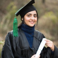 Askari Bank Employee Fatima Raza's profile photo