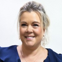Carina Oosthuizen Email