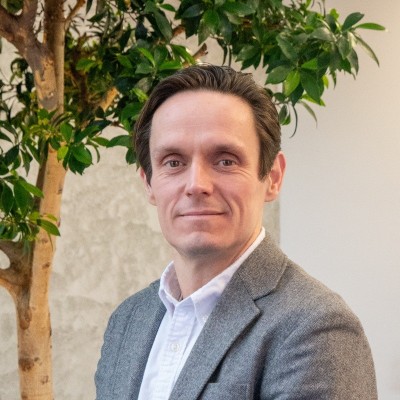 Roderick McLachlan Email & Phone Number