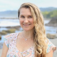 Raechel Barnes Email & Phone Number