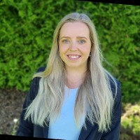 Thea Øverli Email