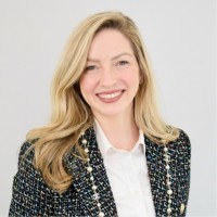 Salesforce Employee Beth Kincaid's profile photo