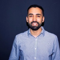 Éric Almeida Email