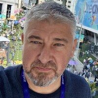 Email e telefono di Adrian Jaggard