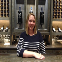 Natural Retreats Employee Nicole Marinchick's profile photo