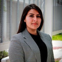 Constanza Salinas Ramírez Email