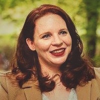 Deirdre Collins Email