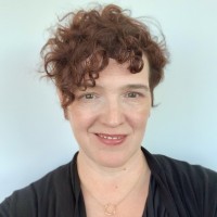 Liz Llewellyn Email & Phone Number