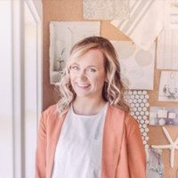 Red Tree Builders Employee Anna Arnold's profile photo