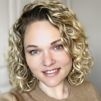 Claire Larson Email & Phone Number