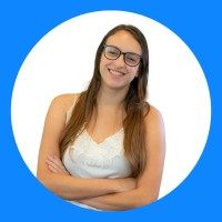 Magazine Luiza Employee Larissa Camara's profile photo