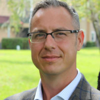 ThoughtSpot Employee Robert Crews's profile photo