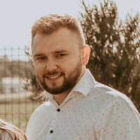 Szymon Kosiński Email