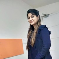 Aashna Khanna Email
