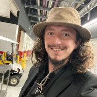 Elrik Gallardo Email & Phone Number