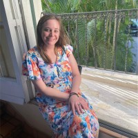 Lindsey Miller Email & Phone Number