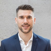 KLS Martin Group Employee Julian Hipp's profile photo