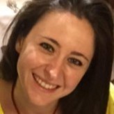 Claudia de Luca Email