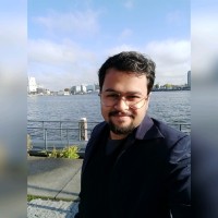 Eshaan Deshpande Email