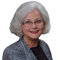 Edina Realty Employee Nancy Arneson's profile photo