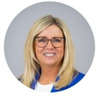 Lake Ridge Bank Employee Dawn Andersen's profile photo
