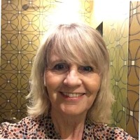 Lorraine Minchin Email