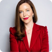 Leon's Furniture Employee Melanie Henderson's profile photo