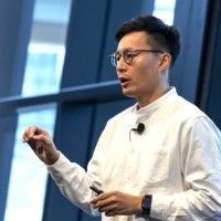 Tom Lui Email