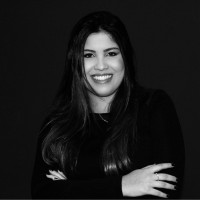 Julia Correa Email