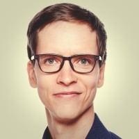 Simon Holst Email
