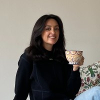 Quartz Network Employee Yaz Pourmozafari's profile photo
