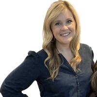 RealmOne Employee Laura Gustowarow's profile photo