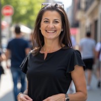 Loop Employee Esther M. Santos's profile photo