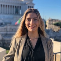 Karolina Ostafinska Email