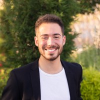 Julian Abhari
