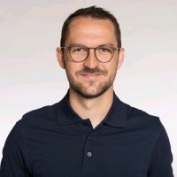 Tobias Müller Email