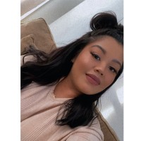 Precious Cosmetics Employee Viviana Tomas's profile photo