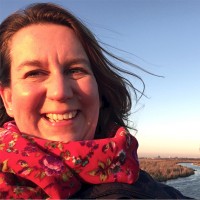 Jiska van Hall Email