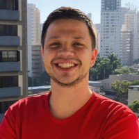 Lucas Ferrari Email