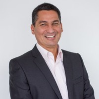 Hugo V. Email