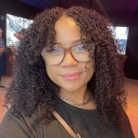 Displayit Employee Aleeza Tilman's profile photo