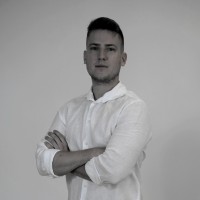 Luka Š. Email