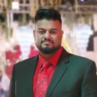 Umar Tariq Email & Phone Number