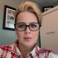 Tonya Hollinger Email & Phone Number